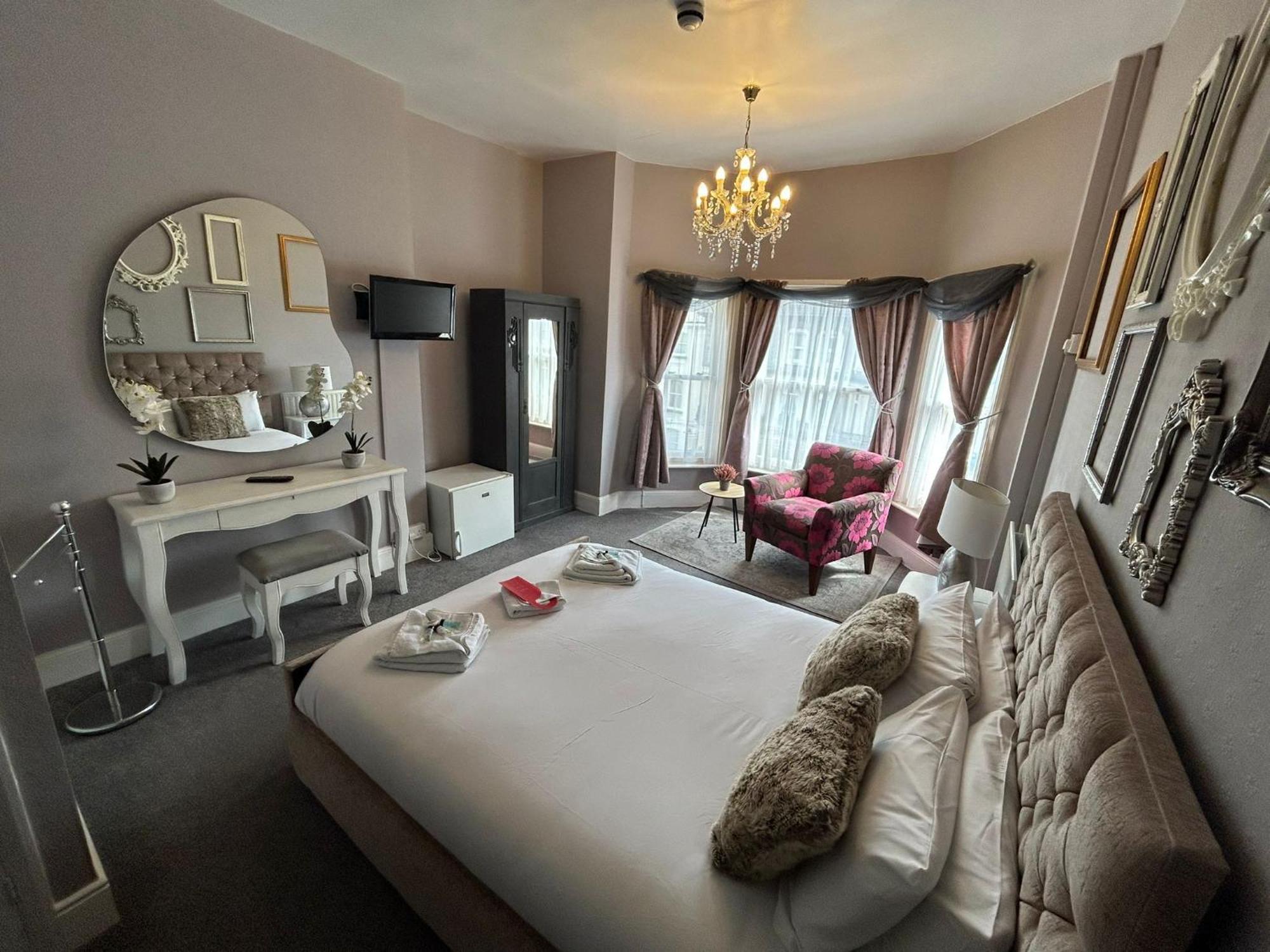 The Lyndhurst Guest House Great Yarmouth Cameră foto
